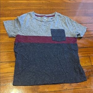 Old Navy Kids' Tri-Tone Pocket Tee - Gray, Maroon, Navy